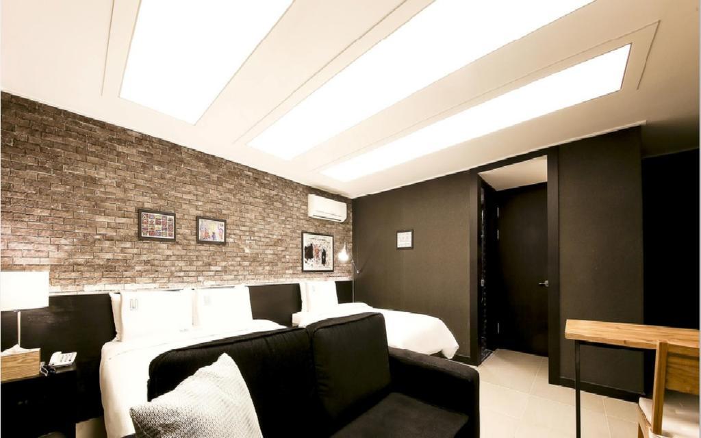 Merdi Hotel Suwon Ruang foto